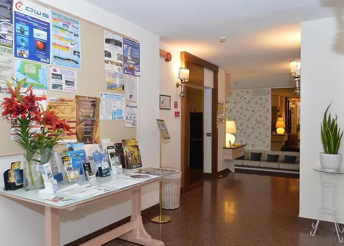 Отель Lido Palace 4*