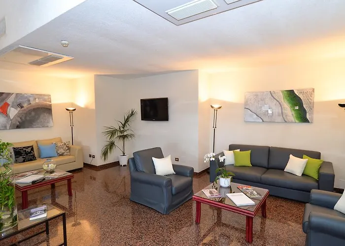 Отель Lido Palace 4*